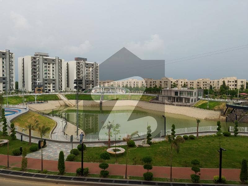12 MARLA 4 BEDROOM APARTMENT AVAILABLE FOR RENT