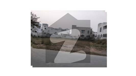 5 Marla plot for sale paragon city
