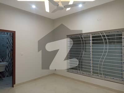 8 Marla House For Rent