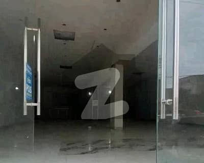 SHOWROOM FOR RENT 15x48