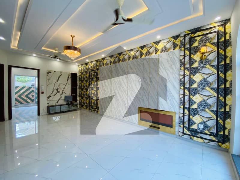 5MARLA FULL HOUSE IN DHA PHASE 5 5MARLA FULL HOUSE IN DHA PHASE 5