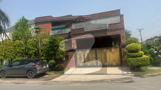 Corner House For Rent In Sector A Askari 10