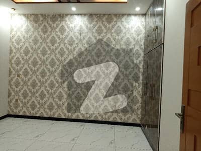 Ready To Buy A Good Location House 10 Marla In Gujranwala