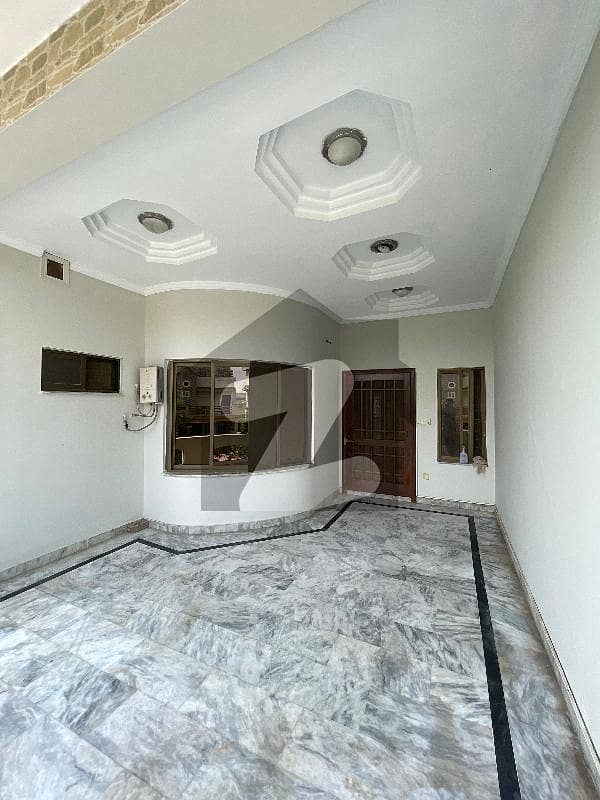 30X60 C0RNER HOUSE WITH BASEMENT FOR SALE 30X60 C0RNER HOUSE WITH BASEMENT FOR SALE