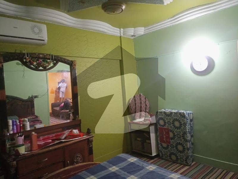 نارتھ کراچی کراچی میں 2 کمروں کا 4 مرلہ فلیٹ 30.0 لاکھ میں برائے فروخت۔ نارتھ کراچی کراچی میں 2 کمروں کا 4 مرلہ فلیٹ 30.0 لاکھ میں برائے فروخت۔