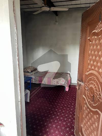Single Room For Rent In Government Accommodation