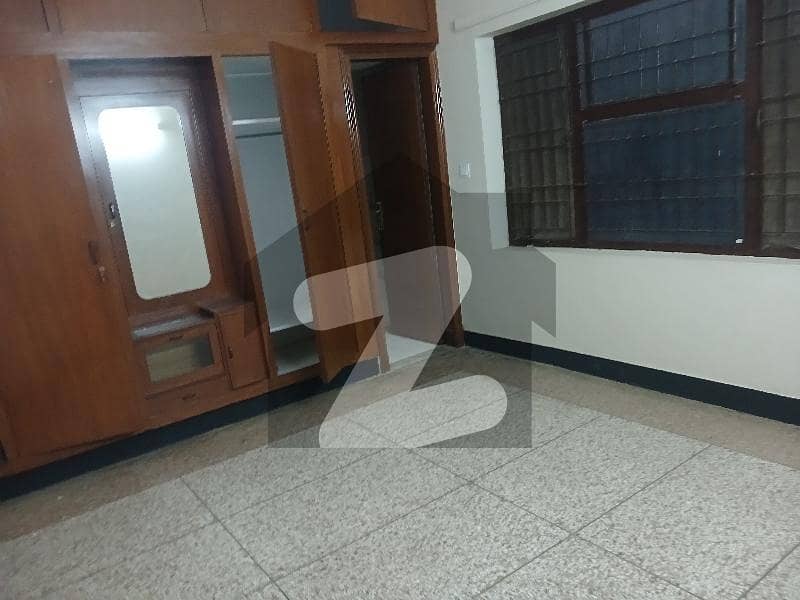 ایف ۔ 10 اسلام آباد میں 2 کمروں کا 1 کنال بالائی پورشن 1.45 لاکھ میں کرایہ پر دستیاب ہے۔ ایف ۔ 10 اسلام آباد میں 2 کمروں کا 1 کنال بالائی پورشن 1.45 لاکھ میں کرایہ پر دستیاب ہے۔