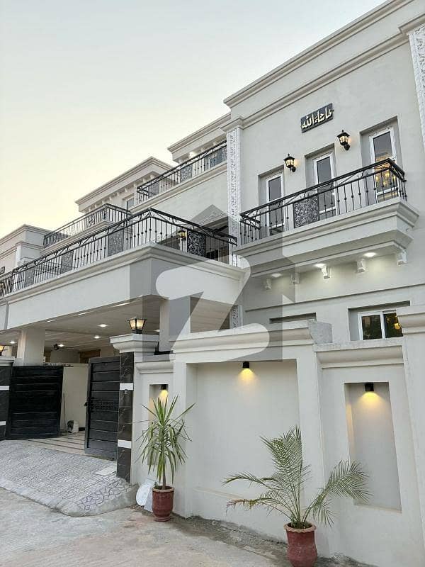 1 Kanal Brand New Double Store House.