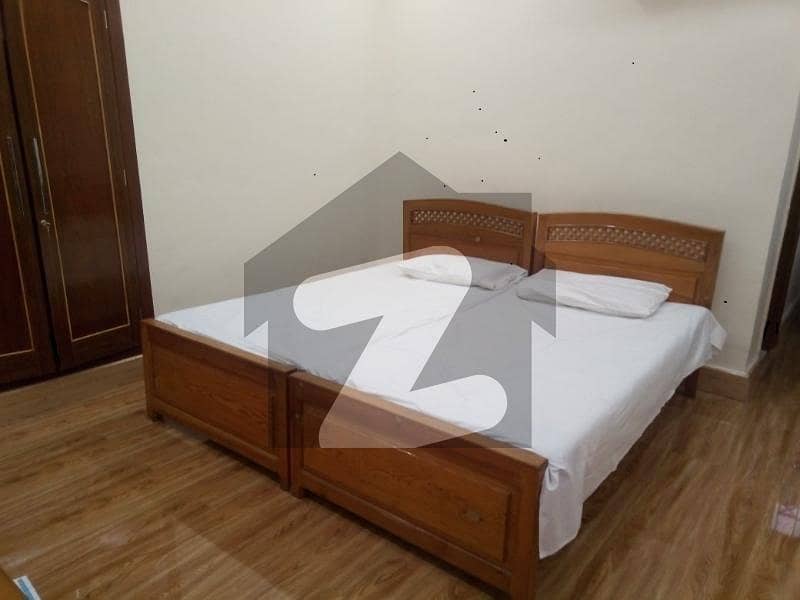 ایف ۔ 7 اسلام آباد میں 3 کمروں کا 1 کنال زیریں پورشن 5.6 لاکھ میں کرایہ پر دستیاب ہے۔ ایف ۔ 7 اسلام آباد میں 3 کمروں کا 1 کنال زیریں پورشن 5.6 لاکھ میں کرایہ پر دستیاب ہے۔