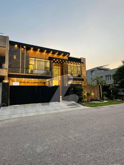 Facing Park 20 Marla House available for sale in Royal Orchard, Multan