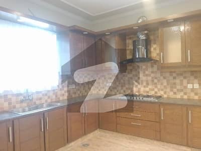 F7 Luxurious 4Bed House Available For Rent