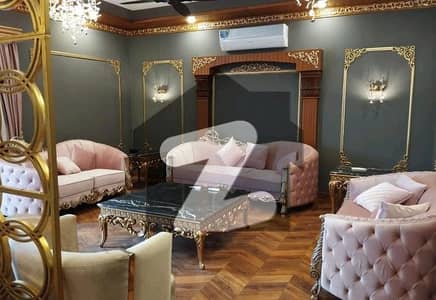 ڈی ایچ اے فیز 8 ڈی ایچ اے ڈیفینس,کراچی میں 6 کمروں کا 1 کنال مکان 19.0 کروڑ میں برائے فروخت۔