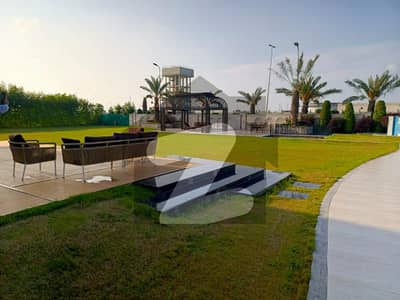 FIVE-KANAL MOST BEAUTIFUL FULLY FURNISHED HOUSE AVAILABLE FOR SALE WITH AWIMMING POOL