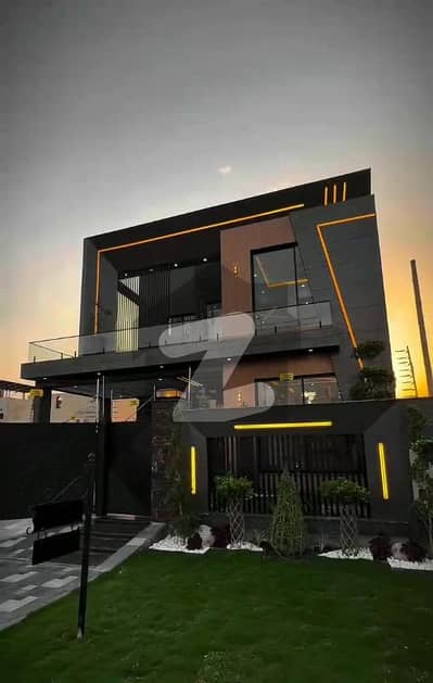 5-Marla Brand New Top Quality Ultra Modern Luxury Villa For Sale In DHA Lahore Near To Park 5-Marla Brand New Top Quality Ultra Modern Luxury Villa For Sale In DHA Lahore Near To Park