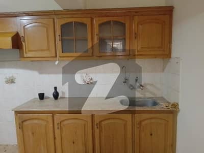F7 4 Bed House Available For Rent Size 500 Square Yard