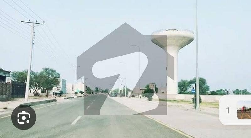 10 Marla Vip Plot on 80 ft Road. . . 10 Marla Vip Plot on 80 ft Road. . .