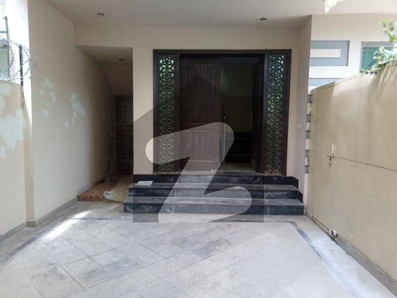 UPPER PORTION FOR RENT IN F-6 UPPER PORTION FOR RENT IN F-6