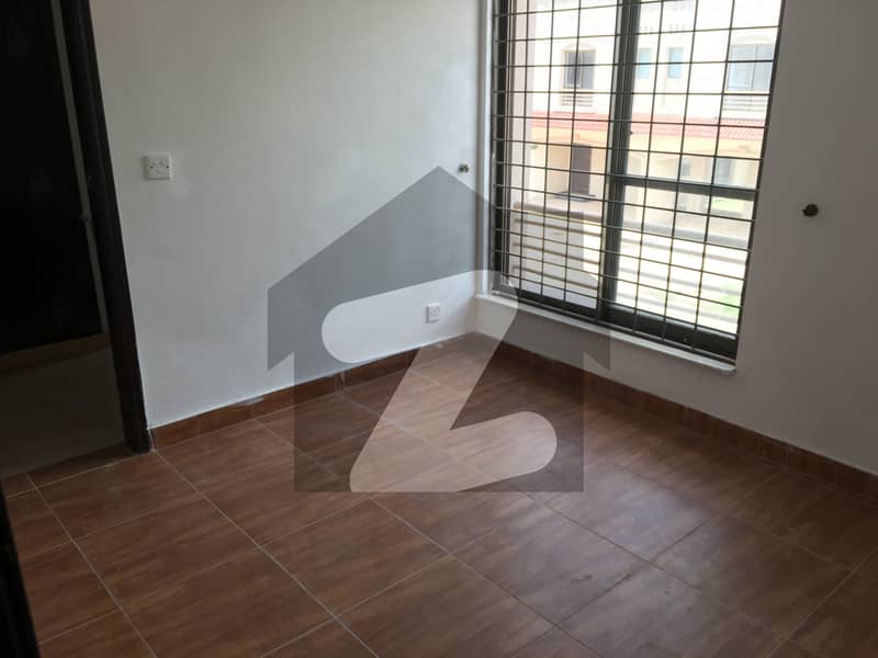 Dha Raya 10 Marla Gated Community 24 Hours Security Dha Raya 10 Marla Gated Community 24 Hours Security