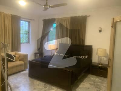 10 Marla Corner House For Sale