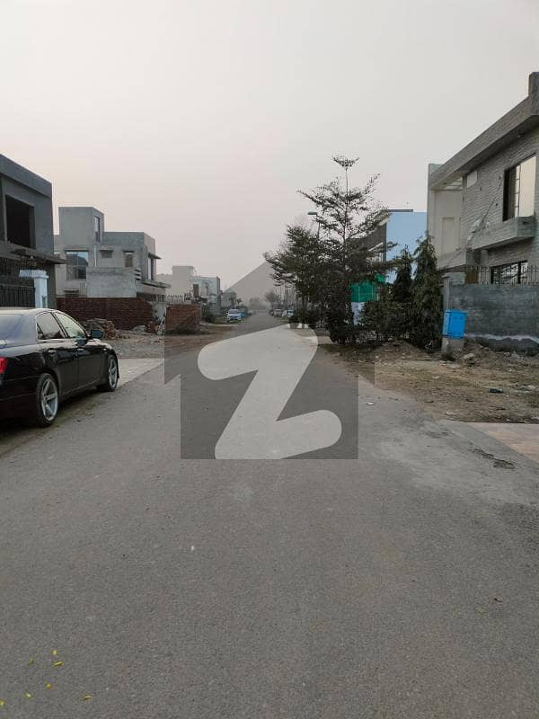 2 Kanal Plot For Sale In Paragon City