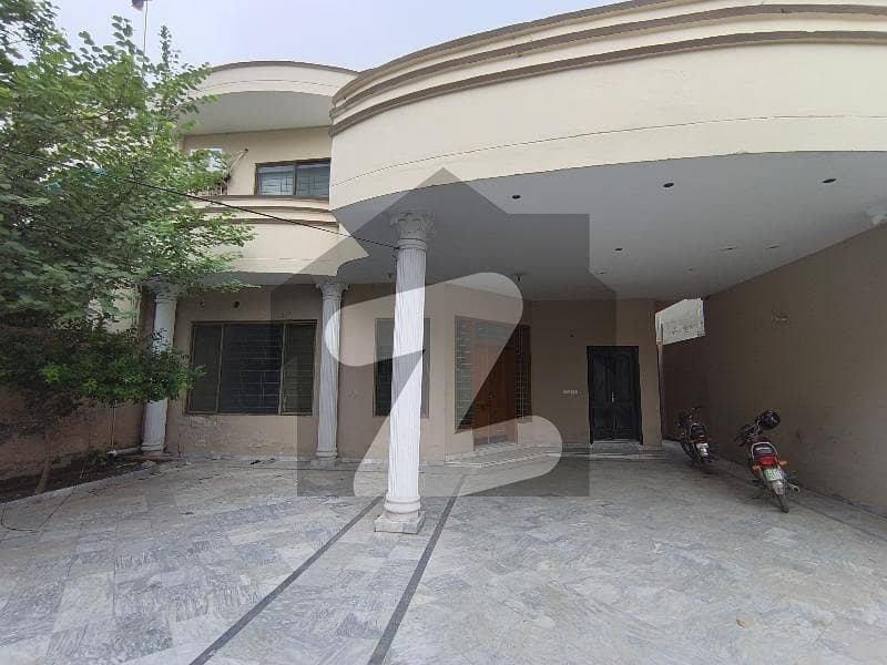 IT Office & Call Sentar Space Available, Kanal Lower Portion For Rent. . 60"fut Road IT Office & Call Sentar Space Available, Kanal Lower Portion For Rent. . 60"fut Road