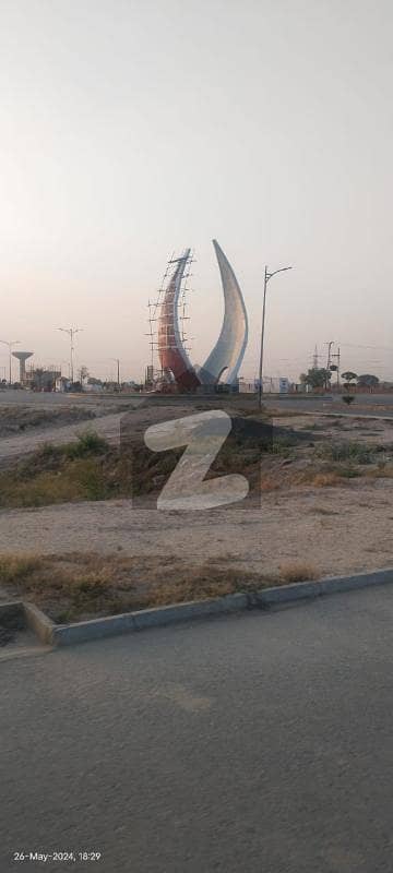 نیو لاهور سٹی لاہور میں 5 مرلہ رہائشی پلاٹ 25.0 لاکھ میں برائے فروخت۔