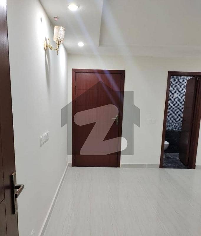 STUDIO LUXURY NON FURNISHED APARTMENT AVAILABLE FOR RENT AT PRIME LOCATION OF GULBERG GREEN ISLAMABAD STUDIO LUXURY NON FURNISHED APARTMENT AVAILABLE FOR RENT AT PRIME LOCATION OF GULBERG GREEN ISLAMABAD