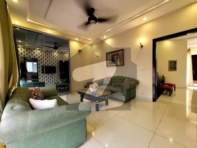10 MARLA ALMOST BRAND NEW FULL FURNISHED LUXURY HOUSE FOR SALE IN THE TOP LOCATION OF DHA PHASE 5.