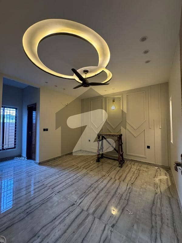 30x60 8 Marla Modern House 30x60 8 Marla Modern House