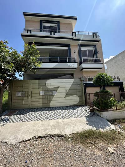 30/60 Brand New House for Sale in G14/1
