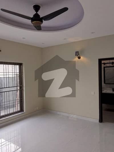 آئی ای پی انجنیئرز ٹاؤن ۔ سیکٹر اے آئی ای پی انجینئرز ٹاؤن,لاہور میں 3 کمروں کا 1 کنال زیریں پورشن 80.0 ہزار میں کرایہ پر دستیاب ہے۔