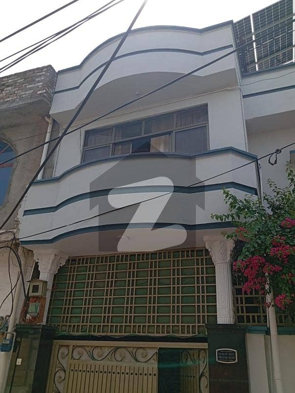 گلشنِ اقبال راولپنڈی میں 4 کمروں کا 5 مرلہ مکان 1.35 کروڑ میں برائے فروخت۔ گلشنِ اقبال راولپنڈی میں 4 کمروں کا 5 مرلہ مکان 1.35 کروڑ میں برائے فروخت۔