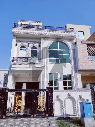 3.11 Marla Neo A + House Sale B Block Phase-2, LDA Aproved Area, Main Kay Qareeb House, Near Park, Near Masjid, Good Location House, A+ Material Use, Socaity New Lahore City, Near Ring Road interchange. 3.11 Marla Neo A + House Sale B Block Phase-2, LDA Aproved Area, Main Kay Qareeb House, Near Park, Near Masjid, Good Location House, A+ Material Use, Socaity New Lahore City, Near Ring Road interchange.