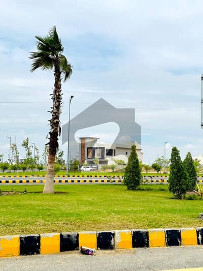 60-Ft Road Facing Category Location Plot
