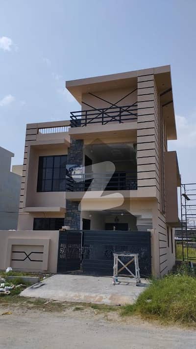 House For Sale (30x50)