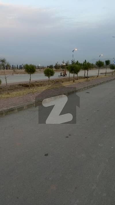 بحریہ انکلیو - سیکٹر سی 2 بحریہ انکلیو,بحریہ ٹاؤن,اسلام آباد میں 10 مرلہ رہائشی پلاٹ 1.9 کروڑ میں برائے فروخت۔