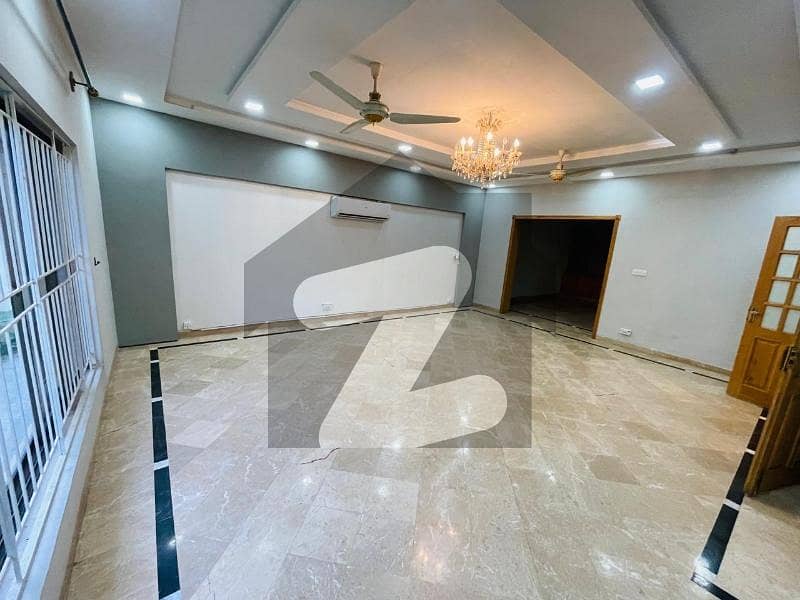 4 Bedroom Available For Rent In F-7 4 Bedroom Available For Rent In F-7