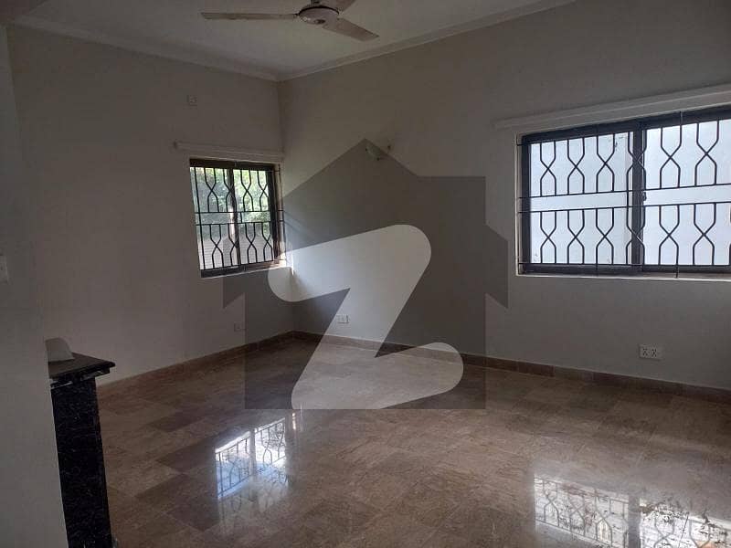 F7 4-Bedroom House Available For Rent 500 Square Yard F7 4-Bedroom House Available For Rent 500 Square Yard