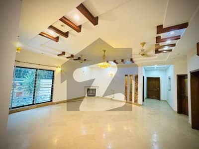 1 Kanal Full House For Rent In Dha Phase 3