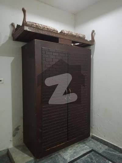room for rent in psic society near lums dha lhr