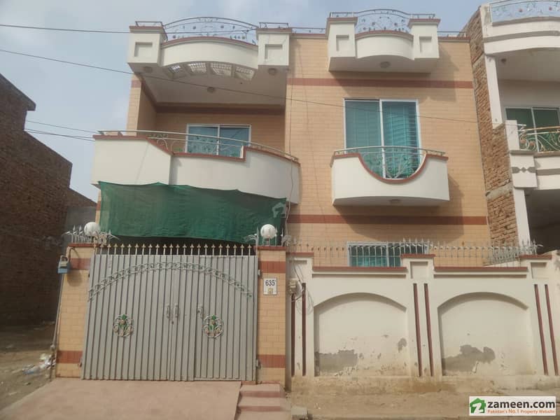 4 Bedrooms 5 Marla House For Sale