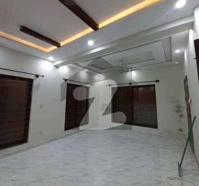 Corner 05 Marla Double Unit House For Rent