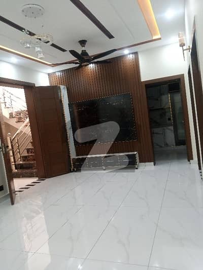 10 Marla Double Story for Sale in Pwd Hot location 5 Bedroom Vip House sirf ak call janab saif khan
