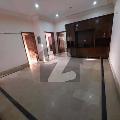 10 Marla upper portion available for rent in Tariq garden housing society Lahore bijali pani gas available