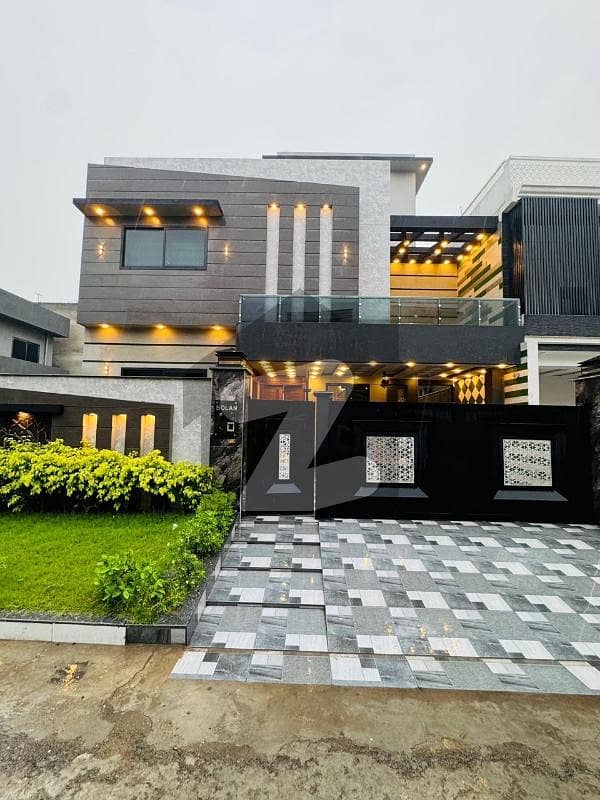 Prime Location House For sale In DC Colony Prime Location House For sale In DC Colony