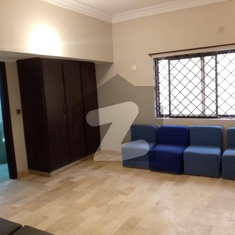 ڈی ایچ اے فیز 5 ڈی ایچ اے ڈیفینس,کراچی میں 7 کمروں کا 2 کنال مکان 19.9 کروڑ میں برائے فروخت۔