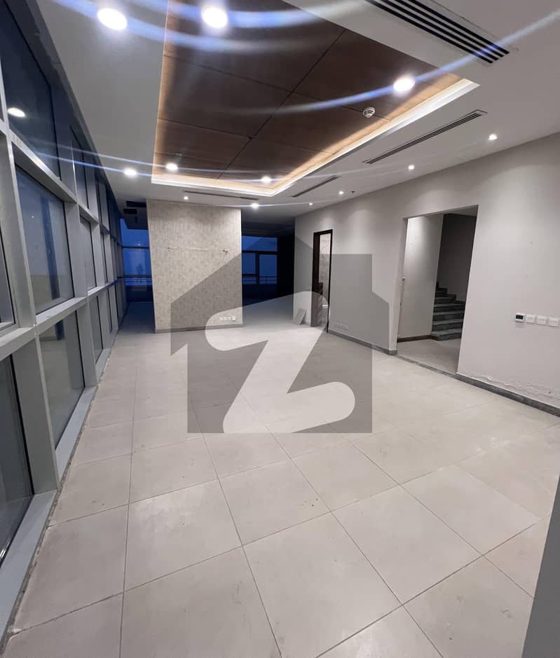 PENTA SQUARE PENTHOUSE AVAILABLE FOR RENT WITH POOL PENTA SQUARE PENTHOUSE AVAILABLE FOR RENT WITH POOL