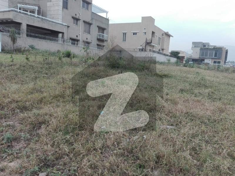 7 Marla Plot For Sale In E11 7 Marla Plot For Sale In E11