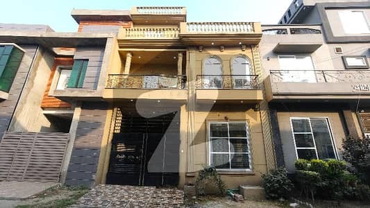 Investors Should Sale This Prime Location House Located Ideally In GT Road