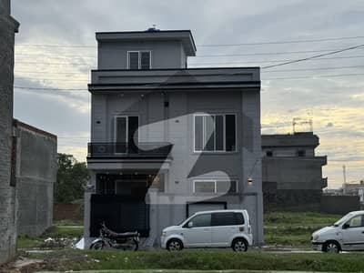 3 Marla Luxury House For Sale In Bismillah Housing Scheme